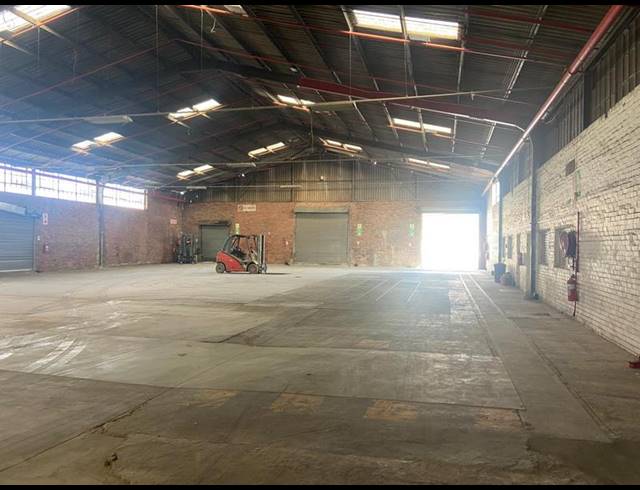 INDUSTRIAL PROPERTY TO RENT IN DEAL PARTY